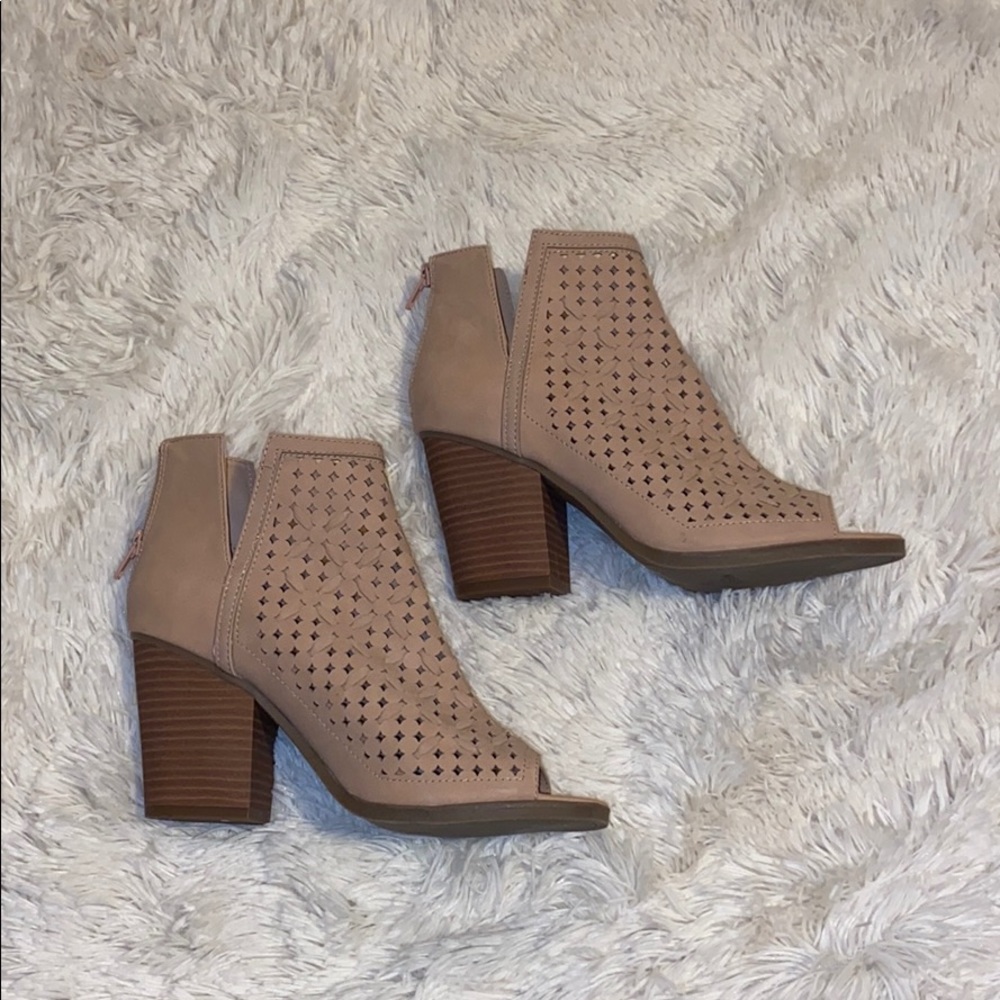 Size 9 Heels